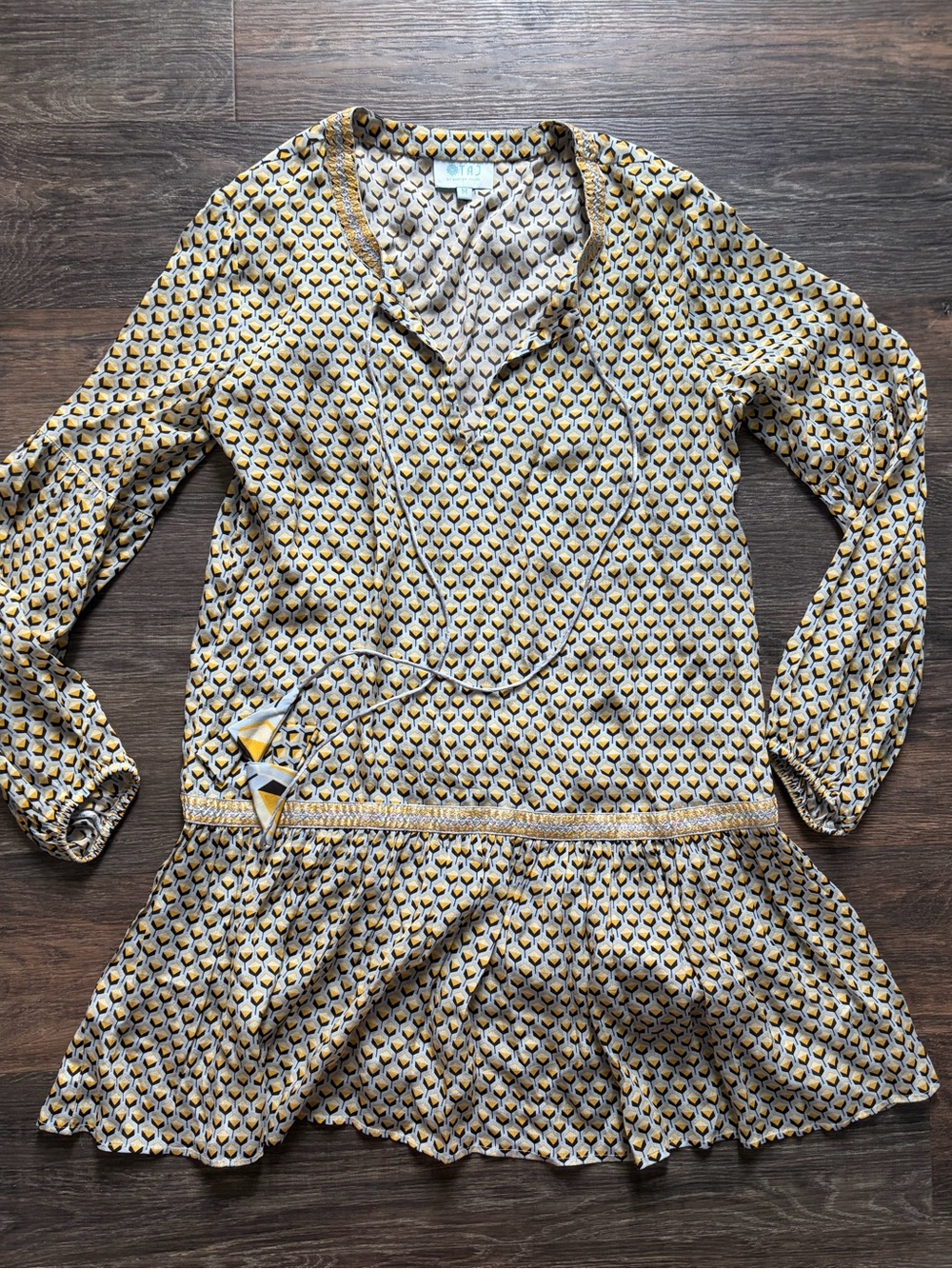 TAJ by Sabrina Crippa Yellow and Cream Geometric Tassel-Trim Tunic Blouse